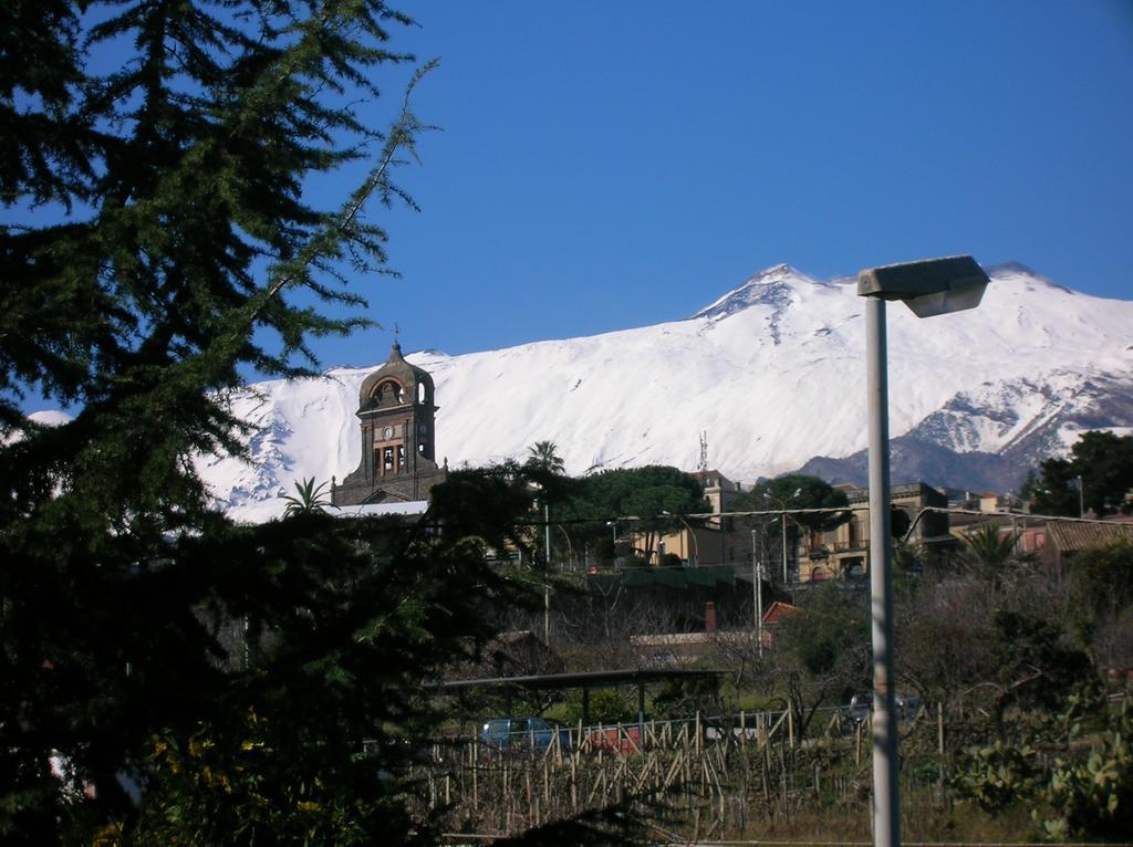 Al Villino Sunshine In Villa Con Piscina Ed Idromassaggio SantʼAlfio Zimmer foto